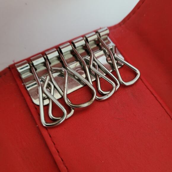 Marc Jacobs Key Case 6 Key Hooks Wallet Trifold Red Leather Designer Charm Logo - Picture 6 of 11